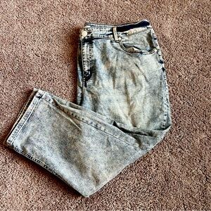 Lane Bryant 90’s style faded jeans